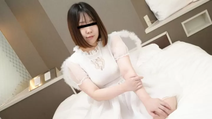 网友私约模特高杉洋子，拍摄现场直接中出内射！番号：10musume_060323_01