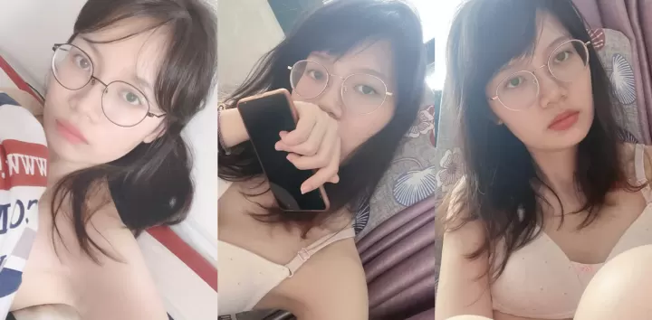 暴露癖贫乳嫩妹【黄佳佳】私密自拍流出，女上骑乘跨坐大屌狂摇，鲍鱼吞吐打桩猛插妥妥的反差母狗