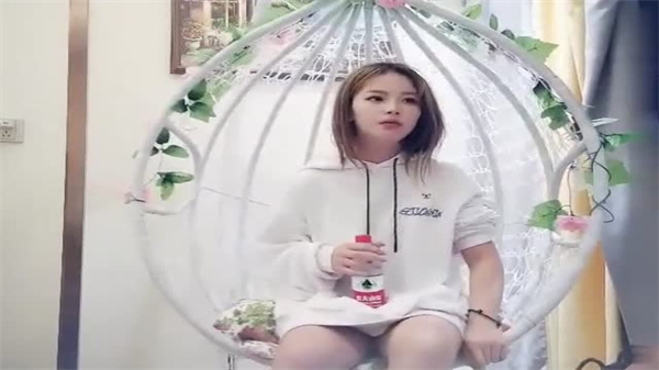 黄先生最爱学妹！骚嫩女神火辣肉体激情摩擦，淫荡上身！
