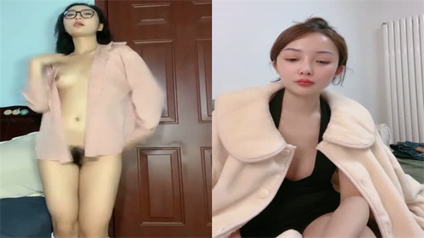苗条御姐淫声荡语撩骚互动道具自慰,高潮迭起